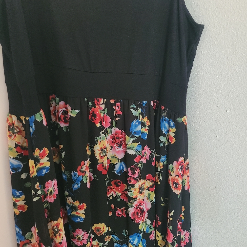 torrid Black Floral Maxi Dress with Pink and Blue Blooms - Picture 5 of 10